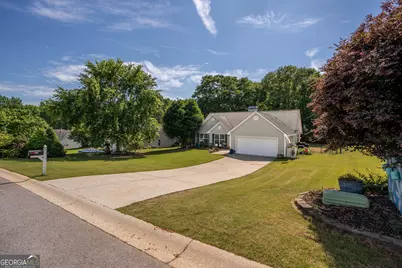 327 Tallassee Lane, Statham, GA 30666 - Photo 4