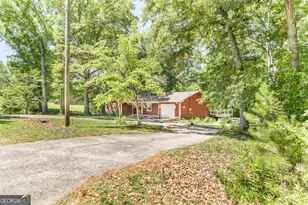 228 Lake Placid Dr, Bonaire, GA 31005 - Photo 2