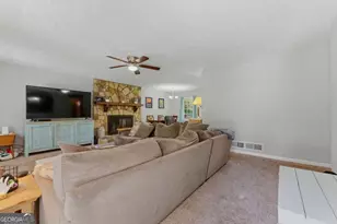 2727 Berry Ct, Marietta, GA 30066 - Photo 4