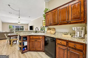 206 Hallowes Dr S, Saint Marys, GA 31558 - Photo 12