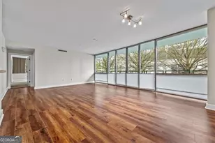 700 Park Regency Pl, Atlanta, GA 30326 - Photo 4