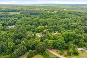 808 Knollwood Dr, Winder, GA 30680 - Photo 62