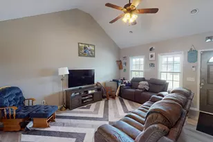 823 N Main St, Statesboro, GA 30458 - Photo 6