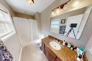 823 N Main St, Statesboro, GA 30458 - Photo 16