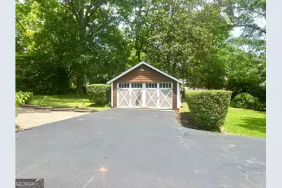 704 Woodland Dr, Griffin, GA 30224 - Photo 36