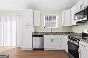 2120 Knighton Dr, South Fulton, GA 30349 - Photo 10