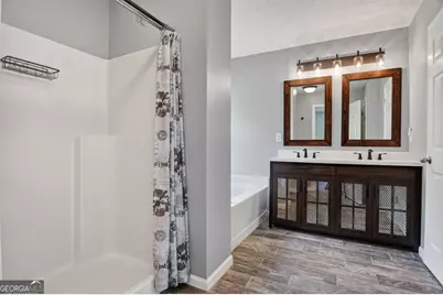 111 Queens Lane, Good Hope, GA 30641 - Photo 6