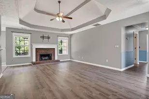 111 Queens Ln, Good Hope, GA 30641 - Photo 2
