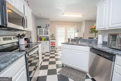 67 Roger Arnold Road, Grantville, GA 30220 - Photo 20