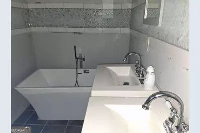 1032 Valley View Road SE, Atlanta, GA 30315 - Photo 24