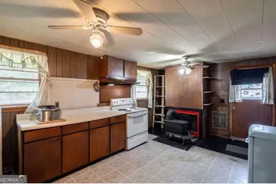 943 Clairmont Avenue, Comer, GA 30629 - Photo 14