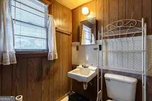 943 Clairmont Ave, Comer, GA 30629 - Photo 4