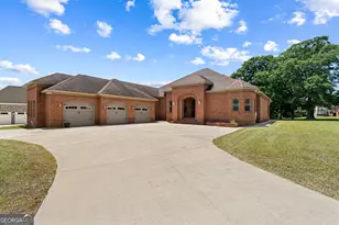 215 Little Hickory Dr, Lizella, GA 31052 - Photo 1