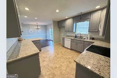 1447 Birdie Road, Griffin, GA 30223 - Photo 10