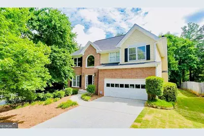 2025 Blackhawk Trail, Lawrenceville, GA 30043 - Photo 1