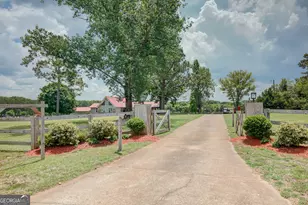 335 Old Farm Rd, Fayetteville, GA 30215 - Photo 10
