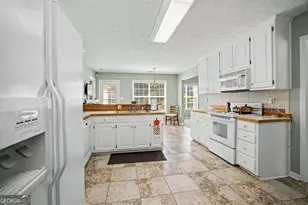 240 Albertas Ct, McDonough, GA 30252 - Photo 10