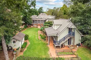 358 Pine St, Madison, GA 30650 - Photo 2
