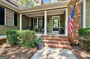 127 Shoreline Cir, Newnan, GA 30263 - Photo 2