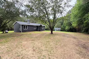 1646 Sandy Flat Rd, Bowdon, GA 30108 - Photo 2