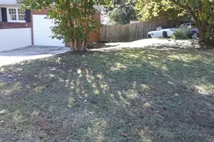 10527 Thrasher Rd, Jonesboro, GA 30238 - Photo 2