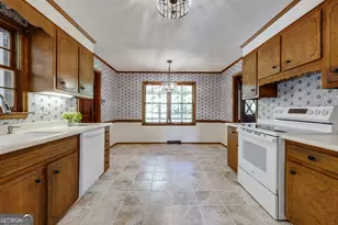 100 Robin Rd, Athens, GA 30605 - Photo 10