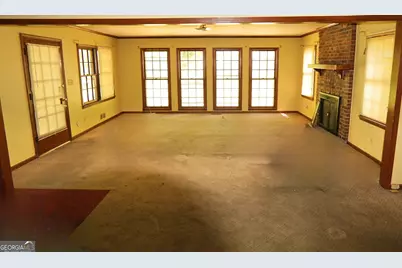 811 Verde Drive, Riverdale, GA 30274 - Photo 4
