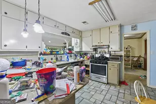 1888 Abbey Ct, Conyers, GA 30012 - Photo 8