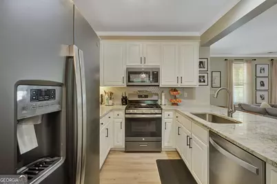 75 Covington Terrace, Newnan, GA 30263 - Photo 16