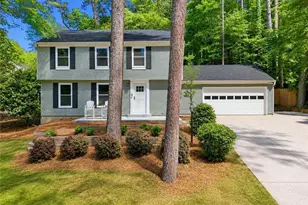 9715 N Pond Cir, Roswell, GA 30076 - Photo 1