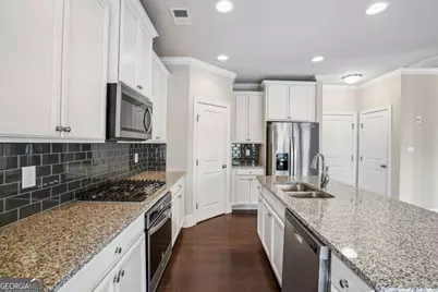 2265 Fremont Drive, Marietta, GA 30068 - Photo 10