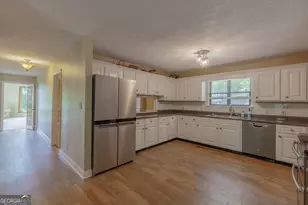 826 Clearview Dr, Ringgold, GA 30736 - Photo 6