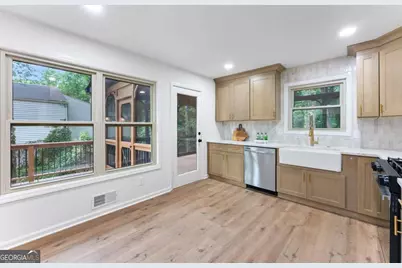 3184 Creek Drive, Marietta, GA 30062 - Photo 14