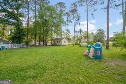 670 Hillmont Drive, Waycross, GA 31503 - Photo 36