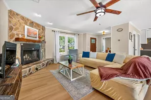 670 Hillmont Dr, Waycross, GA 31503 - Photo 14
