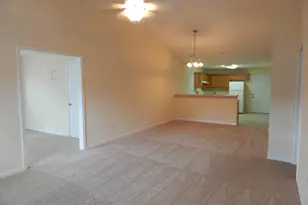 304 Lenox Cir, Lagrange, GA 30241 - Photo 2