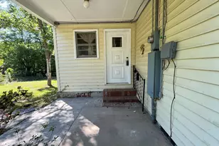 4401 Crystal Lake Dr, Macon, GA 31217 - Photo 4