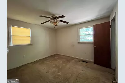 4401 Crystal Lake Drive, Macon, GA 31217 - Photo 12