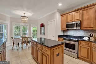195 Chastain Cir, Richmond Hill, GA 31324 - Photo 16