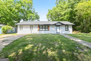 805 Pamela Dr, Griffin, GA 30224 - Photo 1