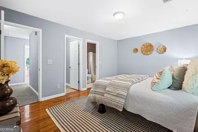 661 N Parkwood Road, Decatur, GA 30030 - Photo 12
