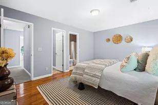 661 N Parkwood Rd, Decatur, GA 30030 - Photo 12
