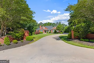 5222 Legends Drive, Braselton, GA 30517 - Photo 1