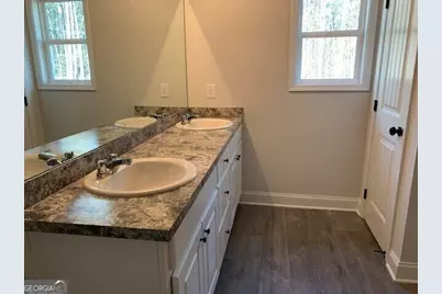 483 Riley Circle NW, Milledgeville, GA 31061 - Photo 4