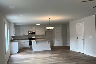 490 Riley Cir NW, Milledgeville, GA 31061 - Photo 4