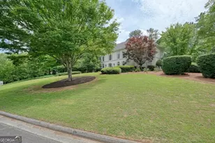 290 Plantation Way, Roswell, GA 30075 - Photo 8