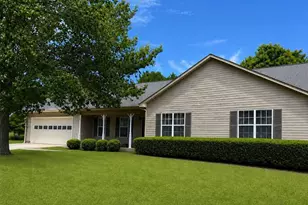 488 Hammond Rd, Statham, GA 30666 - Photo 1