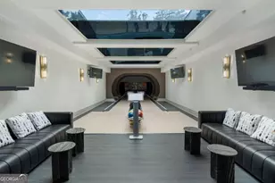 1386 Moores Mill Rd NW, Atlanta, GA 30327 - Photo 54