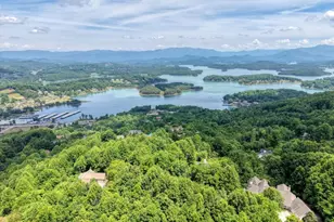 860 Ramey Mountain Rd, Hiawassee, GA 30546 - Photo 2
