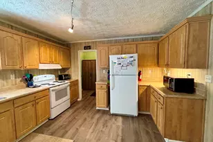 110 Oconee Dr, Sparta, GA 31087 - Photo 8